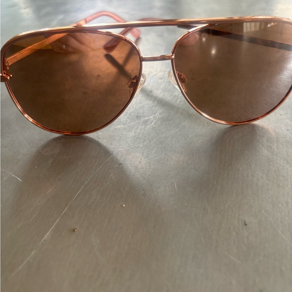 NWOT SAHOUNA Oversized Aviators.
